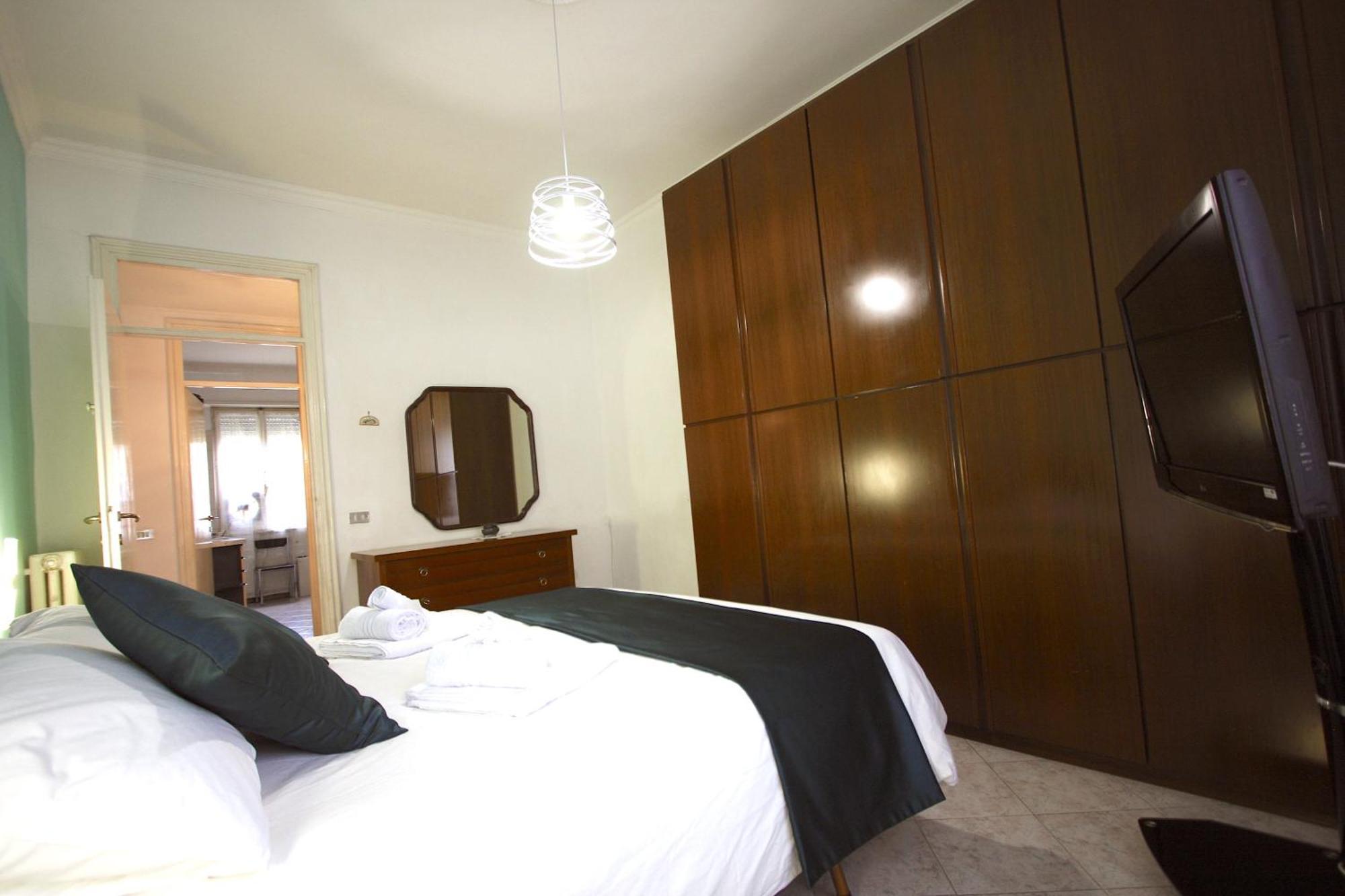 Apartament Enea Holiday House Rzym Zewnętrze zdjęcie